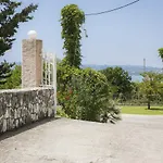 아파트 Vivian